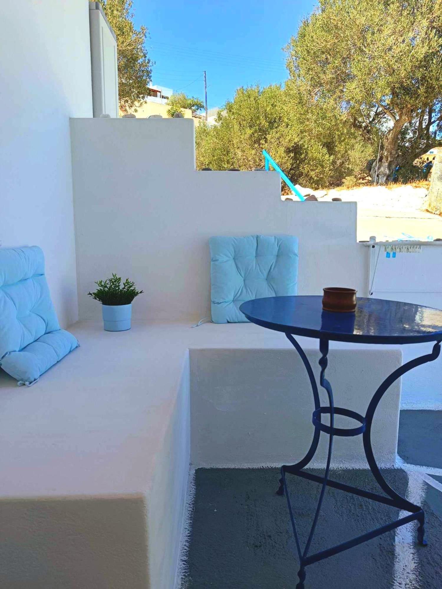 Georgia Rooms Milos Plaka  Zewnętrze zdjęcie