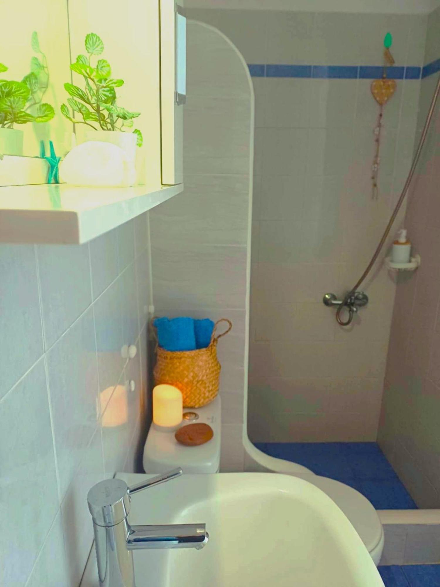 Georgia Rooms Milos Plaka  Zewnętrze zdjęcie